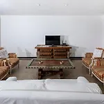 Espaçoso e confortável 4 quartos em Copacabana para 8 pessoas!